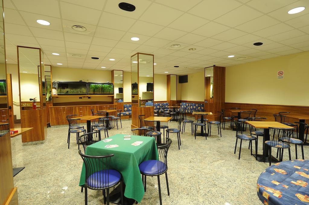 Hotel Adler Alassio Exterior photo
